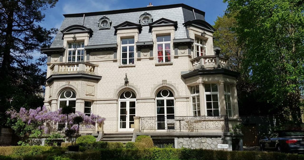 Les Grands Arbres Bed & Breakfast Brüksel Dış mekan fotoğraf