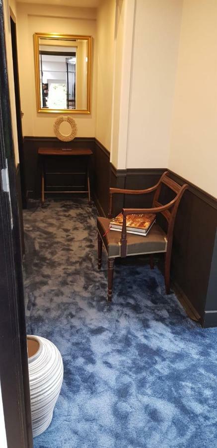 Les Grands Arbres Bed & Breakfast Brüksel Dış mekan fotoğraf